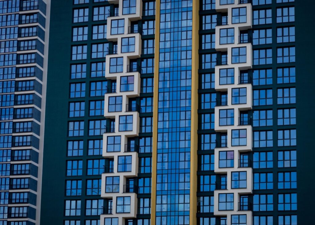 Odpowiedzialność cywilna zarządców nieruchomości odgrywa kluczową rolę w prawidłowym funkcjonowaniu sektora nieruchomości.